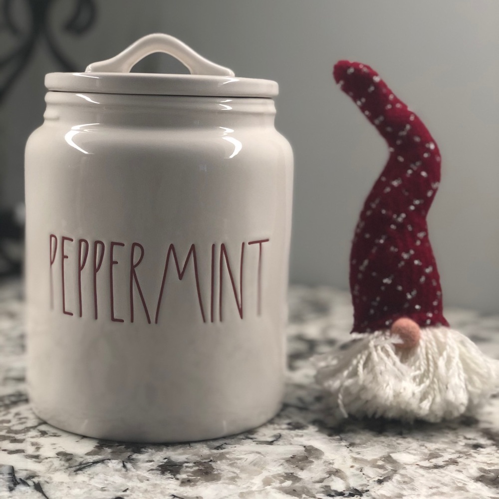 Peppermint canister